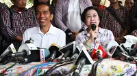 Ziarahi Makam Bung Karno, Jokowi Minta Restu Nyapres?