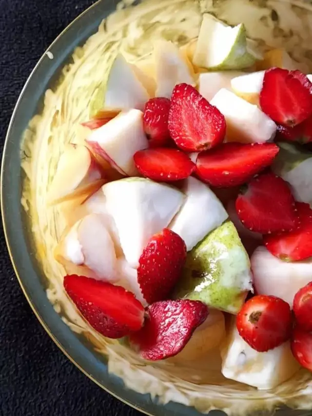 Resep salad buah. (dok. Cookpad @rizafk2)