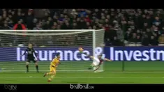 Pilihan gol salto terbaik dari Diego Costa, Andy Carroll, Lauren Koscielny, Abel Hernández dan Bastian Schweinsteiger. BallBall