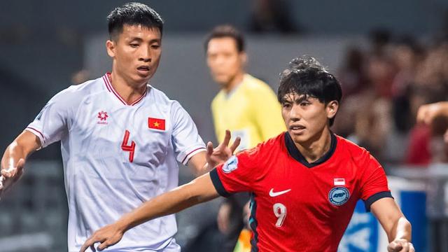 Timnas Singapura melawan Timnas Vietnam di Piala AFF 2024.