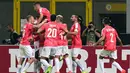 Pemain Hapoel Beer-Sheva merayakan gol ke gawang Inter Milan pada laga Grup K Liga Europa di Giuseppe Meazza, Milan, Jumat (16/9/2016) dini hari WIB. (AFP/Giuseppe Cacace) 