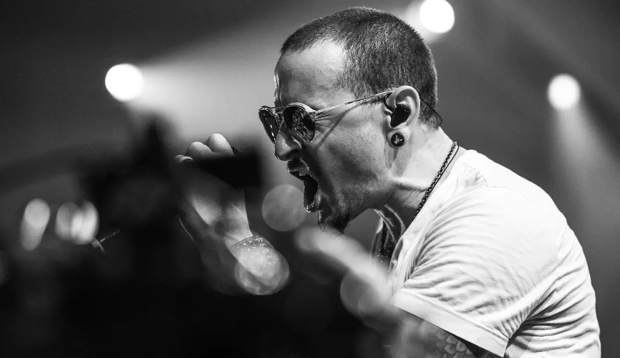 "Setelah suamiku kalkah dalam pertarungannya melawan depresi, aku tahu bahwa aku harus membuat perubahan. Saya mulai berbicara kepada sebanyak mungkin kelompok kesehatan yang bisa saya temukan," lanjutnya. (AFP/Rich Fury/GETTY IMAGES NORTH AMERICA)