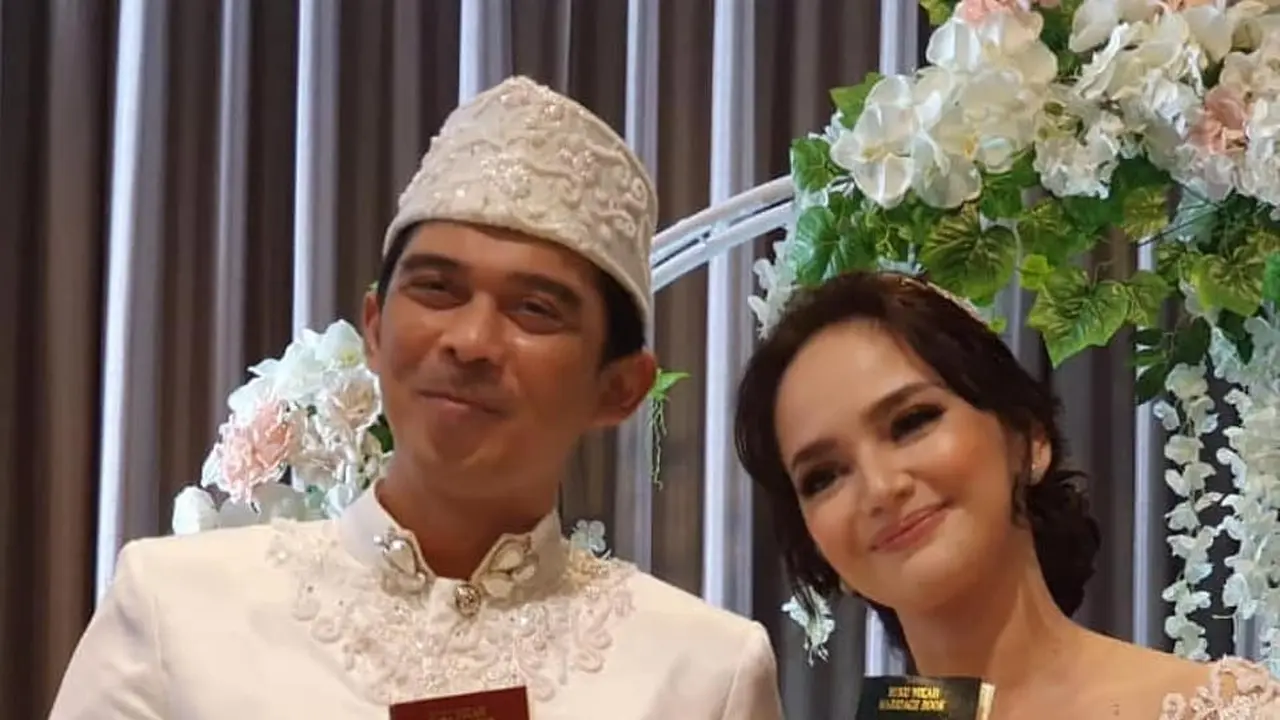 [Fimela] Angelica Simperler dan Rico Hidros