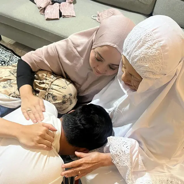 Atalia Praratya dan Ridwan Kamil Banjir Air Mata Harus Lepaskan Sang Putri Tercinta Kuliah di London