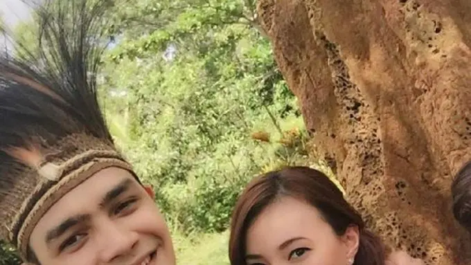 Asmirandah dan Jonas Rivanno