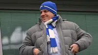 Reaksi pemilik Chelsea, Todd Boehly saat menonton langsung laga pekan ke-26 Liga Inggris 2022/2023 melawan Leeds United di Stamford Bridge, London, Sabtu (05/03/2023) malam WIB. The Blues berhasil menang dengan skor 1-0. (AFP/Justin Tallis)
