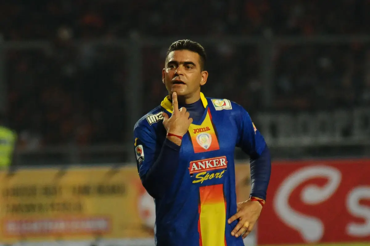 Cristian Gonzales