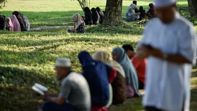 15 Tahun Tsunami Aceh, Warga Panjatkan Doa di Kuburan Massal