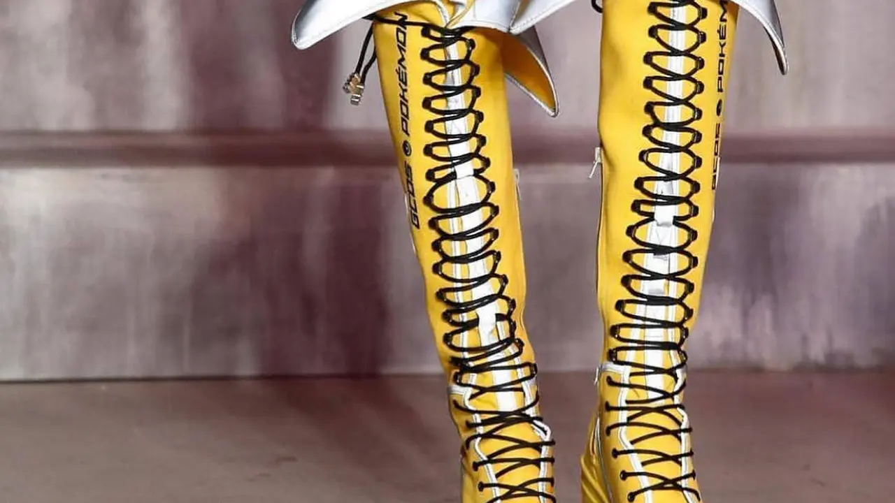 Tampil Fashionable Sekaligus Menggemaskan dengan High Boots Berkarakter Pokemon