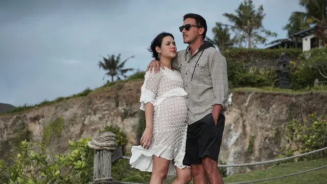 6 Potret Raisa dan Hamish Daud di Awal Pernikahan, Dulu Disebut Hari Patah Hati Nasional