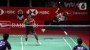 Pebulu tangkis ganda putra Indonesia Leo Rolly Carnando/Daniel Marthin saat bertanding melawan He Ji Ting/Zhou Hao Dong dari China dalam pertandingan babak final Indonesia Masters 2023 di Istora Senayan, Jakarta Pusat, Minggu (29/1/2023). Leo Rolly Carnando/Daniel Martin keluar sebagai juara Indonesia Masters 2023 seusai mengandaskan pasangan China, He Ji Ting/Zhou Hao Dong dua game langsung dengan skor 21-17, 21-16.  (Liputan6.com/Herman Zakharia)