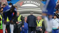 Chelsea menderita kekalahan mengejutkan 1-3 dari Liverpool di Stamford Bridge, Sabtu (31/10/2015). Dengan kebobolan tiga gol, gawang Chelsea sudah kebobolan 22 gol dari 11 laga Premier League. (REUTERS/Reuters / Philip Brown)