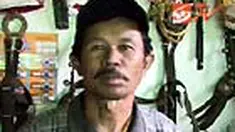 Semula Idun hanya tukang bakso keliling di Garut, Jabar. Kini, pria jebolan kelas dua SD, menjadi pengusaha butik khusus pakaian kuda.