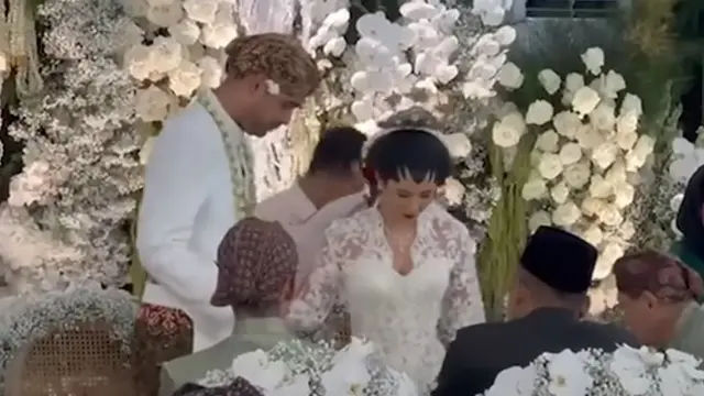 Pernikahan Nadine Kaiser, putri Susi Pudjiastuti (YouTube/KompasTV)