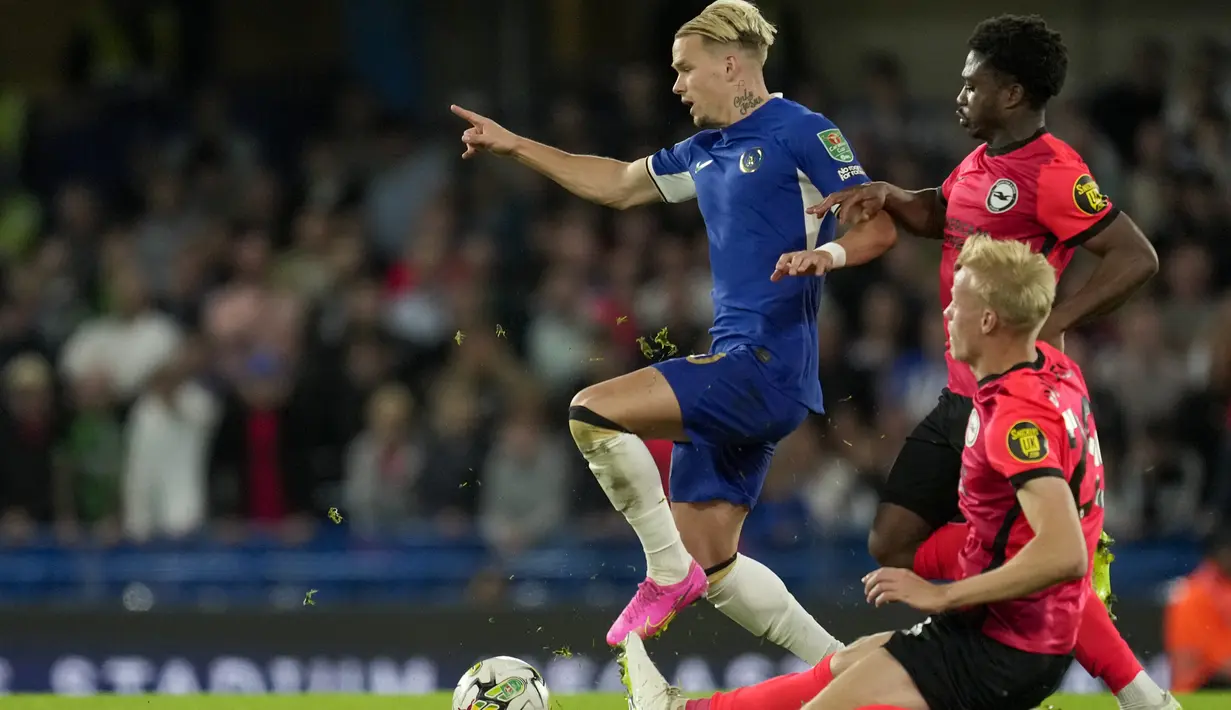 <p>Mudryk pertama kali debut bersama Chelsea pada paruh kedua musim 2022/2023 lalu. (AP Photo/Kin Cheung)</p>