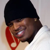 Tunangan Ne-Yo, Crystal Renay, mengisyaratkan pernikahan mereka dengan mengunggah foto romantis mereka di Instagram pada 29 Agustus. (Bintang/EPA)