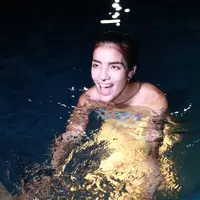 Sebagai seorang ibu, Sheila Marcia memanfaatkan waktu luangnya bersama dengan anak-anaknya. (Galih W. Satria/Bintang.com)