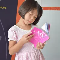 Ilustrasi Anak Membaca Buku Credit: pexels.com/Kelly