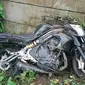 Kawasaki ER6N terperosok setelah ngebut di jalur baru akses Ciletuh-Pelabuhan Ratu, Sukabumi, Jawa Barat. (Istimewa)