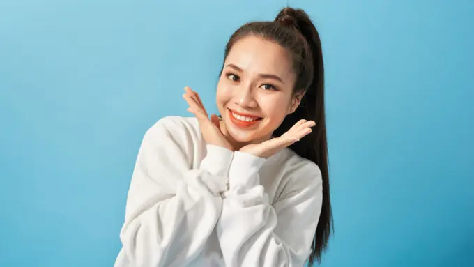 Beauty Focus: Pembersih Makeup dengan Kandungan Bahan Natural untuk Merawat Kulit