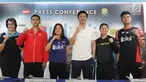Pebulutangkis andalan Indonesia berpose usai memberi keterangan terkait kesiapan menghadapi lawan di turnamen Indonesia Open 2019, Istora Senayan Jakarta, Senin (15/7/2019). Indonesia Open 2019 akan dihelat pada 16-21 Juli 2019. (Liputan6.com/Helmi Fithriansyah)
