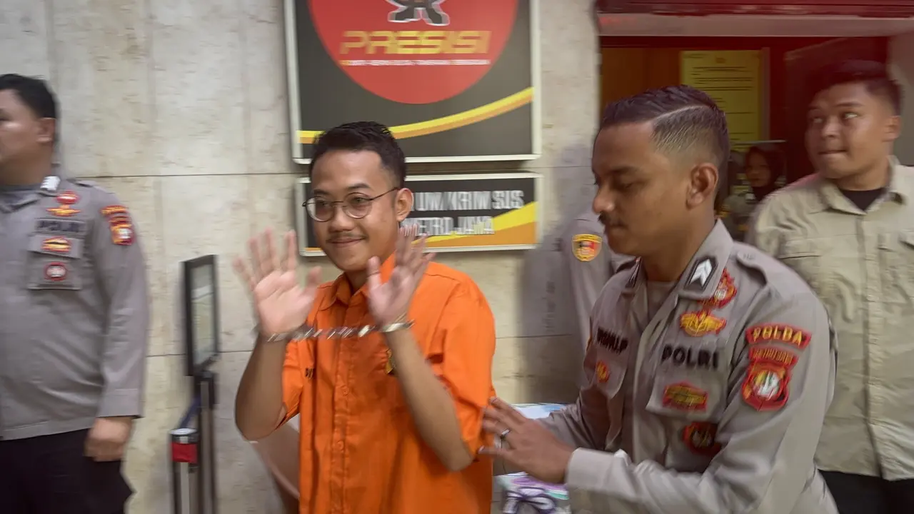 Direktur Eksekutif Lokataru Foundation Delpedro Marhaen (Liputan6.com/Ady Anugrahadi)