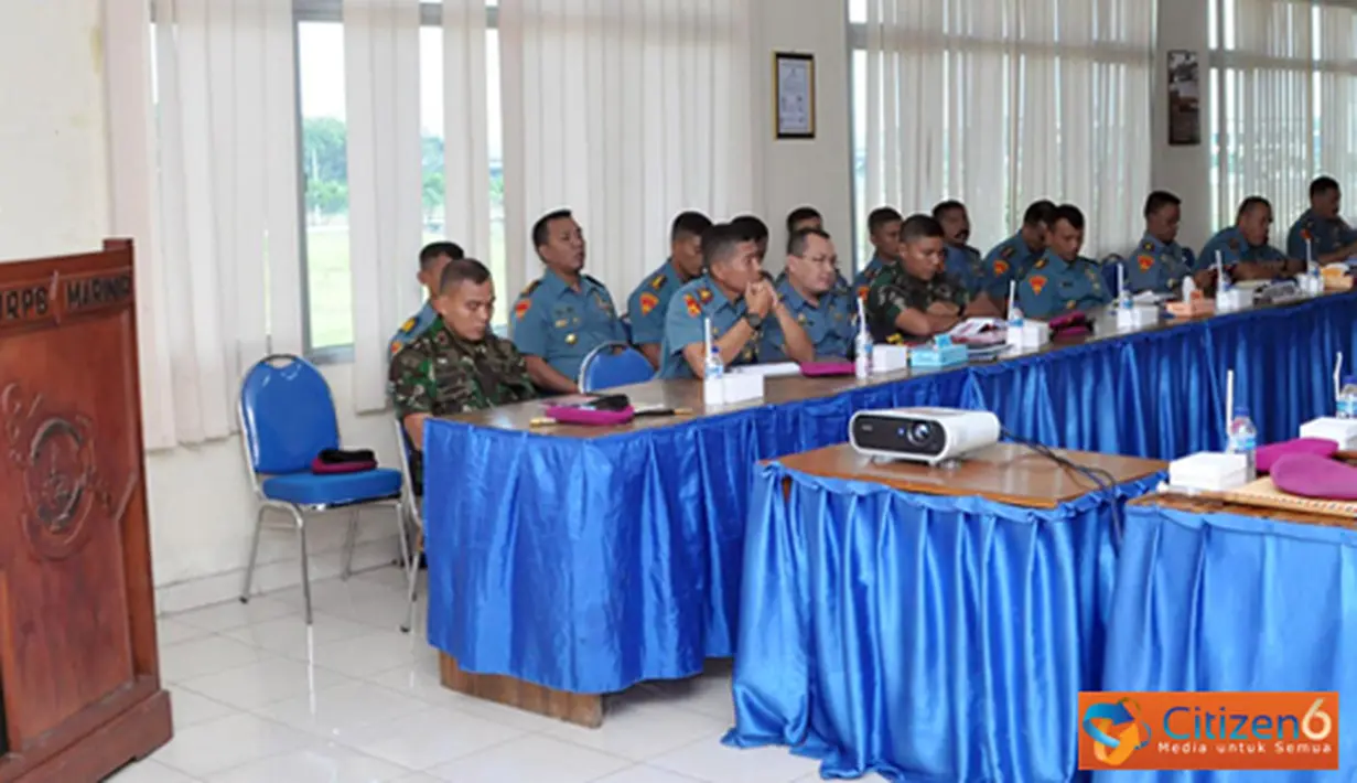 Citizen6, Sidoarjo: Rapat Komando Pasmar-1 yang dihadiri oleh para Komandan Kolak / Satlak dan para Asisten Pasmar-1 ini diselenggarakan atas perintah Komandan Pasmar-1 Kolonel Marinir R. Gatot Suprapto. (Pengirim: Diyat Akmal)