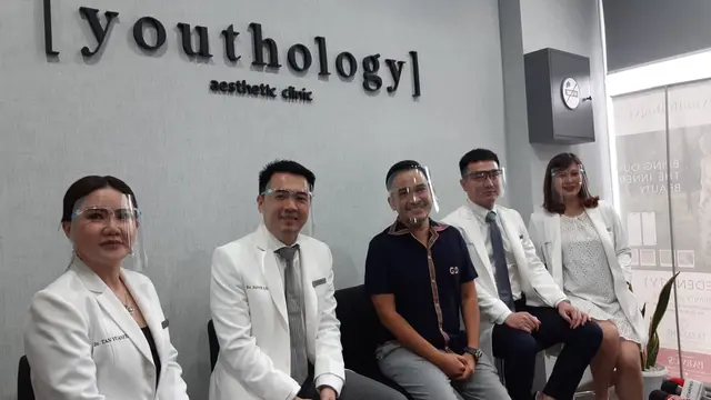 Ruben Onsu pun ditunjuk  Youthology Aesthetic Clinic sebagai brand ambassador.