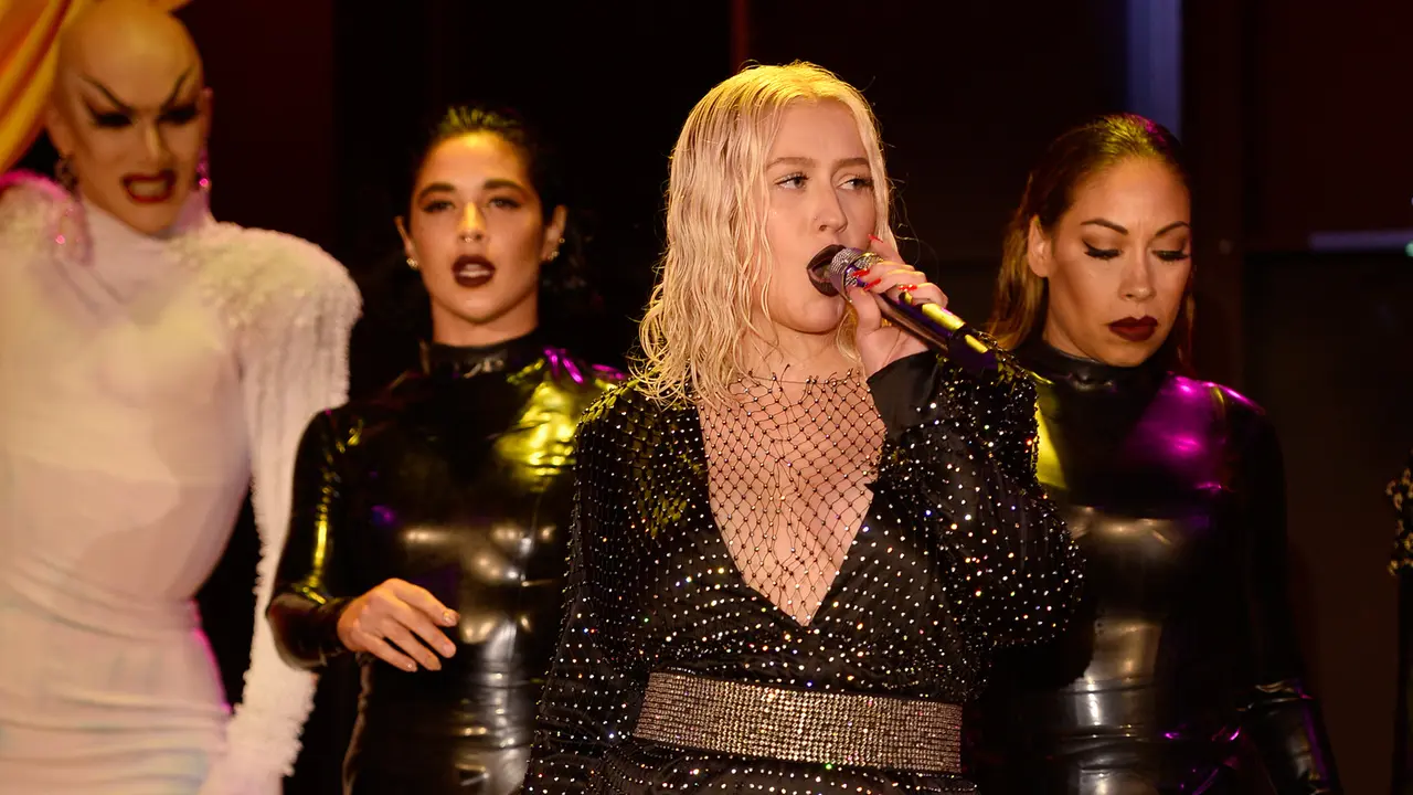 Christina Aguilera di Panggung New York Fashion Week