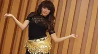 Lahirkan Secara Normal, Pinkan Mambo Merasa Jadi Wanita Sempurna