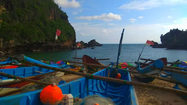 Pantai Ngrenehan Gunung Kidul