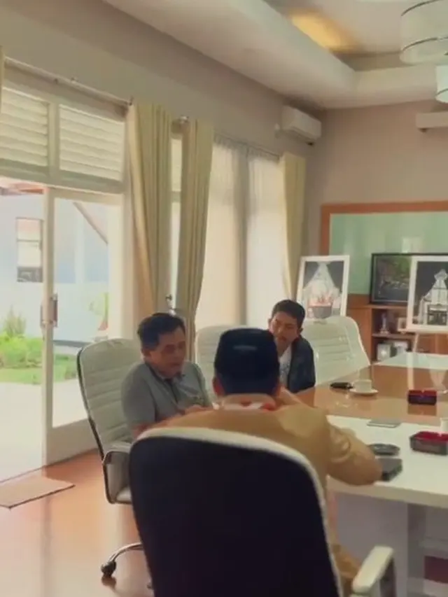 6 Potret Rumah Dinas Sahrul Gunawan yang Ditempati Bareng Dine Mutiara, Pajang Foto Istri