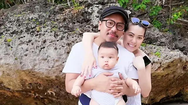 Potret Bahagia Sammy Simorangkir dan Keluarga