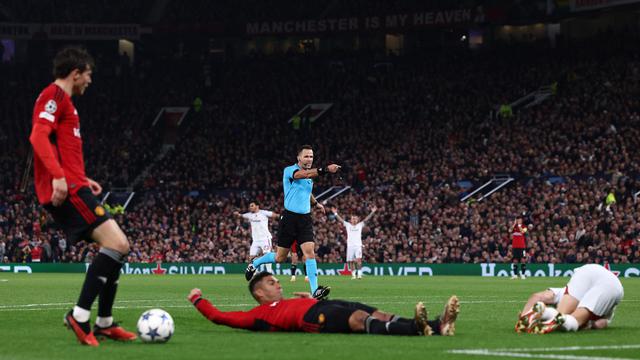 Foto: Andre Onana Buat Ulah Casemiro yang Kena Kartu Merah, MU pun Kalah