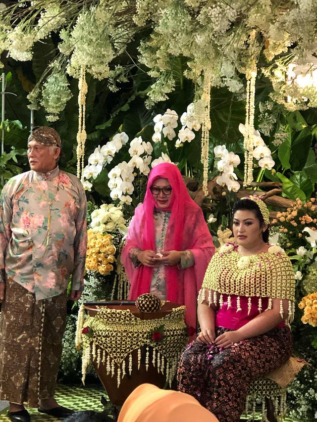 Meski Diasuh Tutut Soeharto, Annisa Trihapsari Tetap 