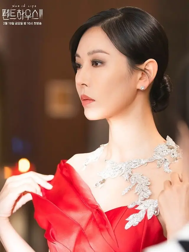 Tren Gaya Rambut Hitam Para Aktris Korea di Drama Terbarunya, Cantiknya Timeless