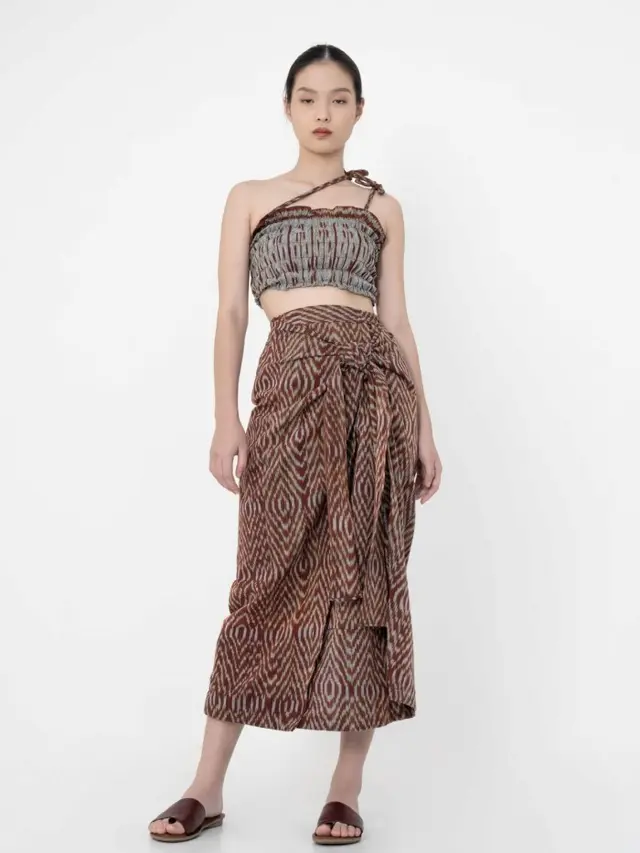 Salah satu rekomendasi brand lokal dengan sentuhan fashion styling etnik