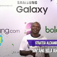 Strategi Alexander Pulalo untuk pertandingan di acara Samsung Galaxy Bintang Bola Anniversary. 