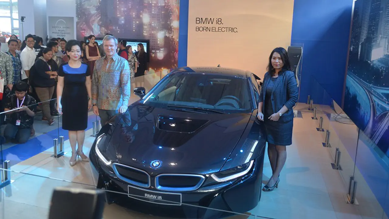 Dominasi Booth Outdoor, BMW Gelar 14 Varian di IIMS 2014