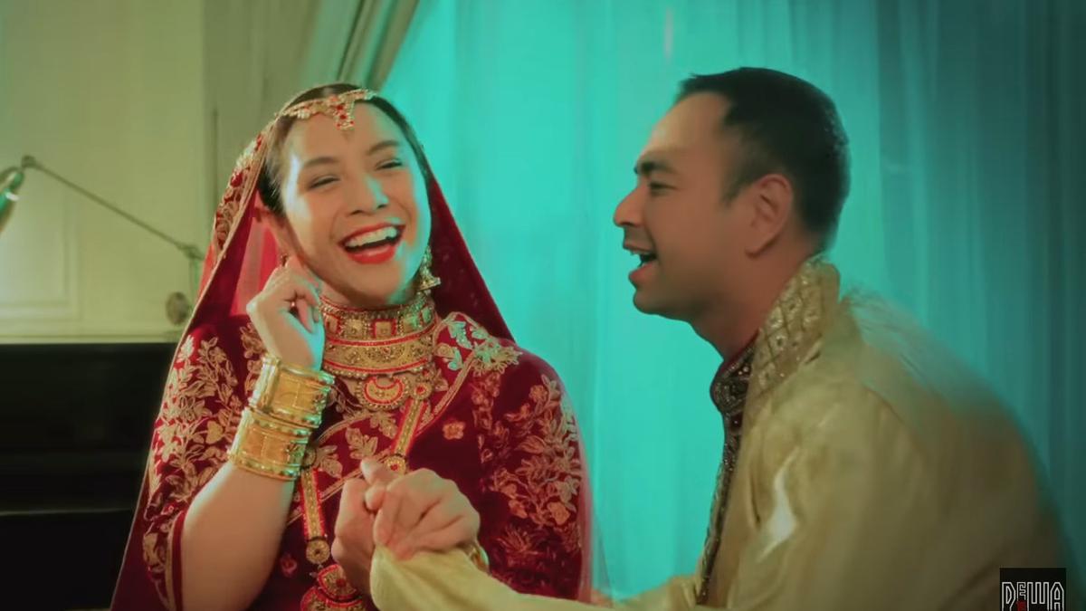 6 Potret Nagita Slavina dan Raffi Ahmad Jadi Pasangan India di Video Klip Begitulah Cinta yang Dinyanyikan Ahmad Dhani dan Raisa