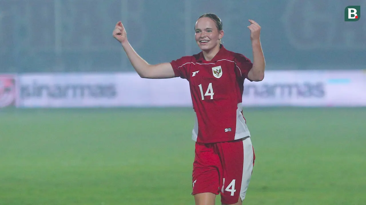 Foto: Isa Warps Tampil Spartan, Sang Pahlawan Kemenangan Timnas Indonesia Putri vs Kirgistan