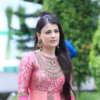 Shakti Arora dan Radhika Madan beradu akting (Adrian Putra/bintang.com)