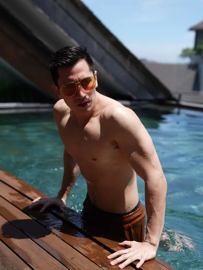 Verrel Bramasta kerap pamer perut sixpack (Instagram/bramastavrl)