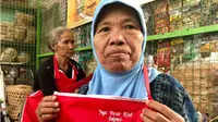 Pedagang Pasar Kranggan Dapat Celemek Gratis “Jokowi”. (KRJogja.com/Harminanto)
