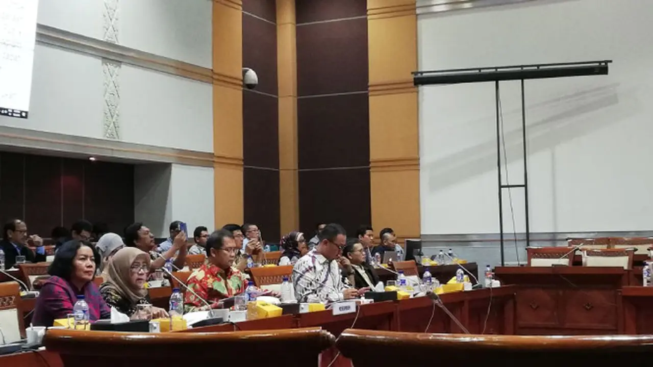 Menkominfo Rudiantara dalam Rapat Kerja Komisi I DPR RI dan Menkominfo di Gedung DPR/MPR RI