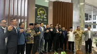 8 Fraksi DPR menggelar konferensi pers terkait sikap penolakan sistem pemilu proporsional tertutup di Kompleks Parlemen Senayan, Selasa (30/5/2023). (Liputan6.com/Delvira Hutabarat)