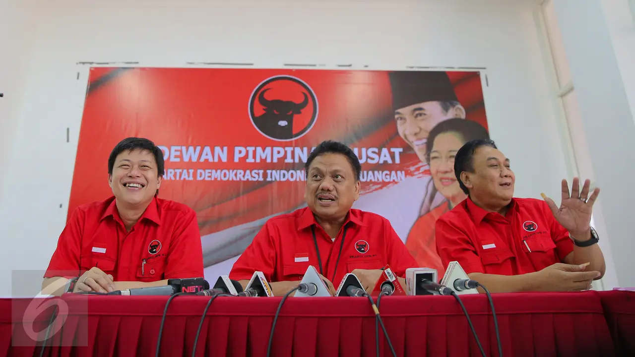 20150917- Ketua Fraksi PDIP Olly Dondokambey-Jakarta