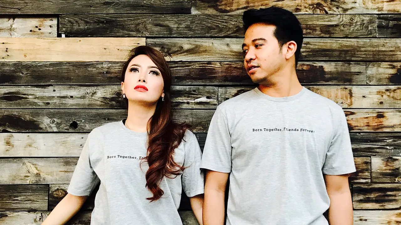 [Bintang] Roby Geisha dan Cinta Ratu Nansya