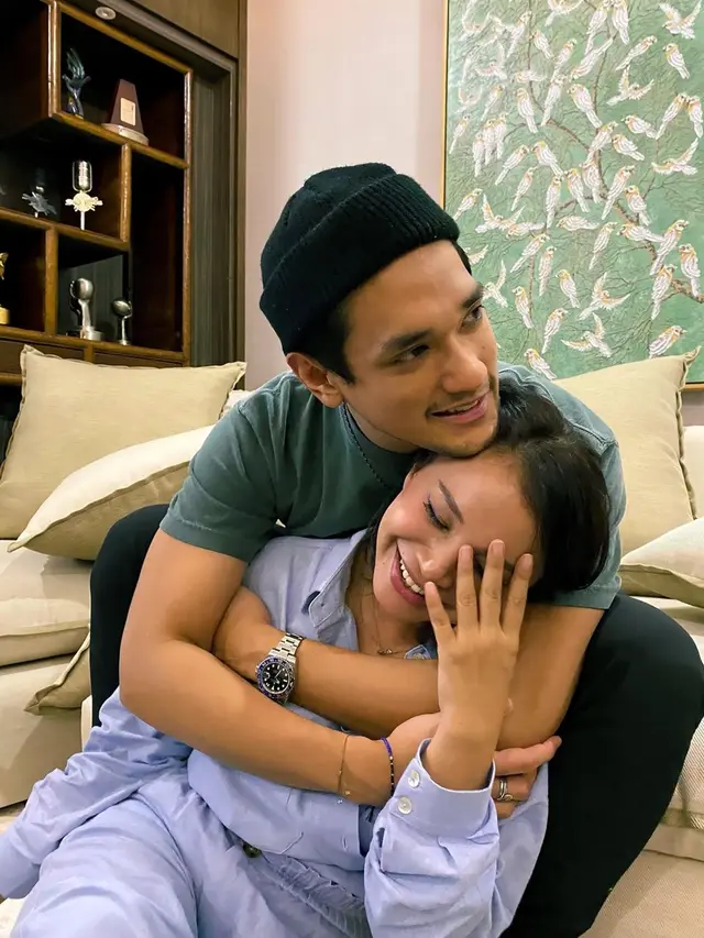 Potret Rossa dan Afgan Kembali Pamer Kemesraan, Banjir Doa