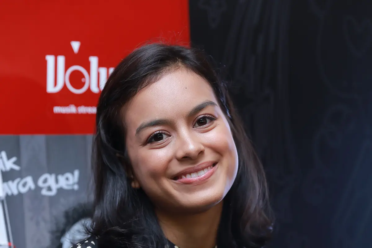[Bintang] Eva Celia